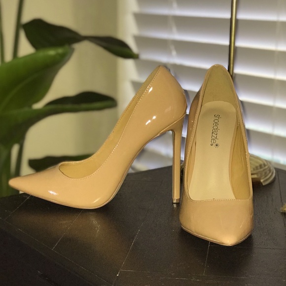 ShoeDazzle Royal Pointed Toe Pumps - Picture 1 of 6